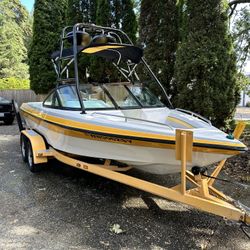 2000 Centurion Bowrider