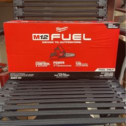 Milwaukee M12 FUEL 12-Volt Lithium-Ion Brushless Cordless 6 in. HATCHET Pruning Saw (Tool-Only) 2527-20