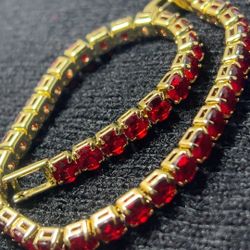 Red / Yellow Gold Cubic Zirconia Bracelet 6.89 Inch