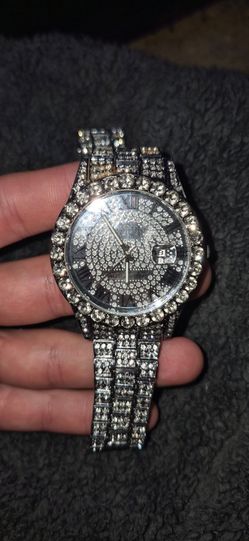 moissanite -quartz watch