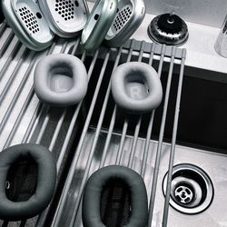 white apple air pods