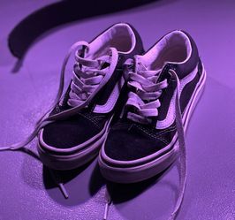 Vans Old Skool Kids Size 12 Black White – Classic Skate Shoes