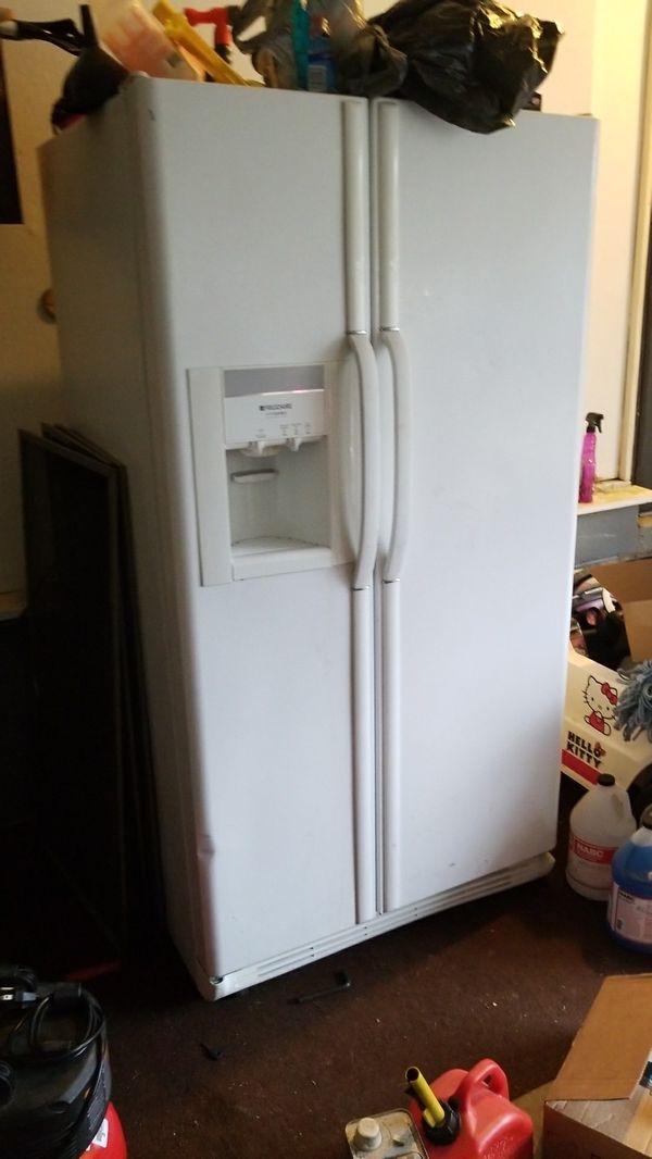 Refrigerator good for Garage or Back up for Sale in Akron, OH OfferUp