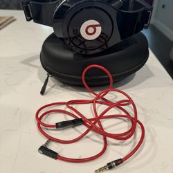  Beats Headphones