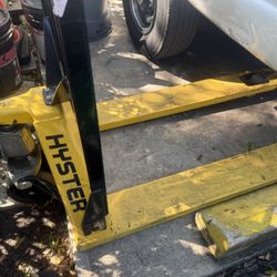 Hyster 5500LB Pallet Jack