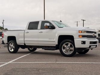 2018 Chevrolet Silverado 2500 DURAMAX DIESEL TRUCK 4WD LOW MI CHEVY 2500 DIESEL