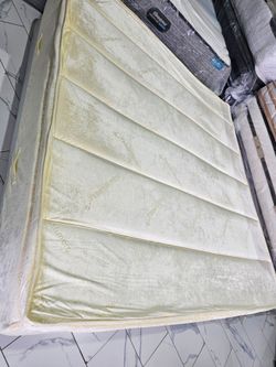 Tempur-Pedic Cashmere Mattress