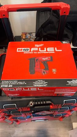 Milwaukee Framing Nailer 2746-20