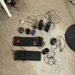 MISCELLANEOUS COMPUTER PERIPHERALS 