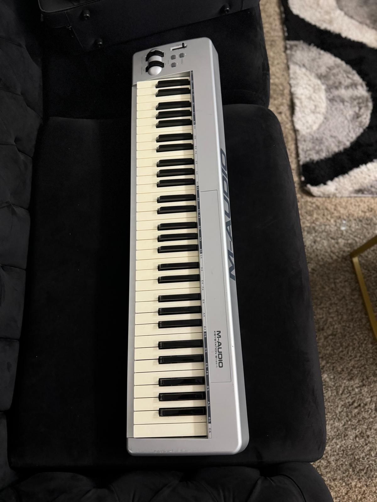 Used M-Audio Keystation 61 ES MIDI Controller
