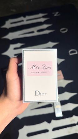 Miss Dior Perfume