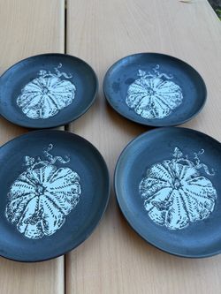 Set of 4 New Black Stoneware Plates with Pumpkin Design