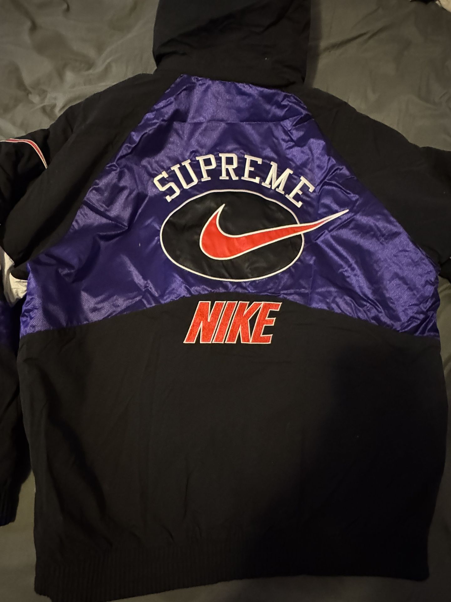 BRAND NEW Nike Supreme Jacket Purple. Men’s Size Medium