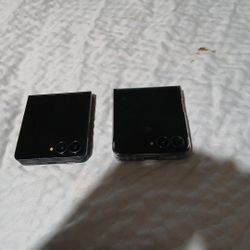 Galaxy Flip Phones 7