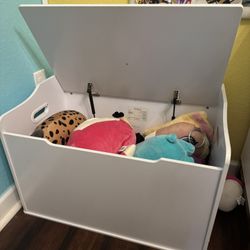 White Kids Toy Chest