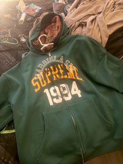 Supreme hoodie