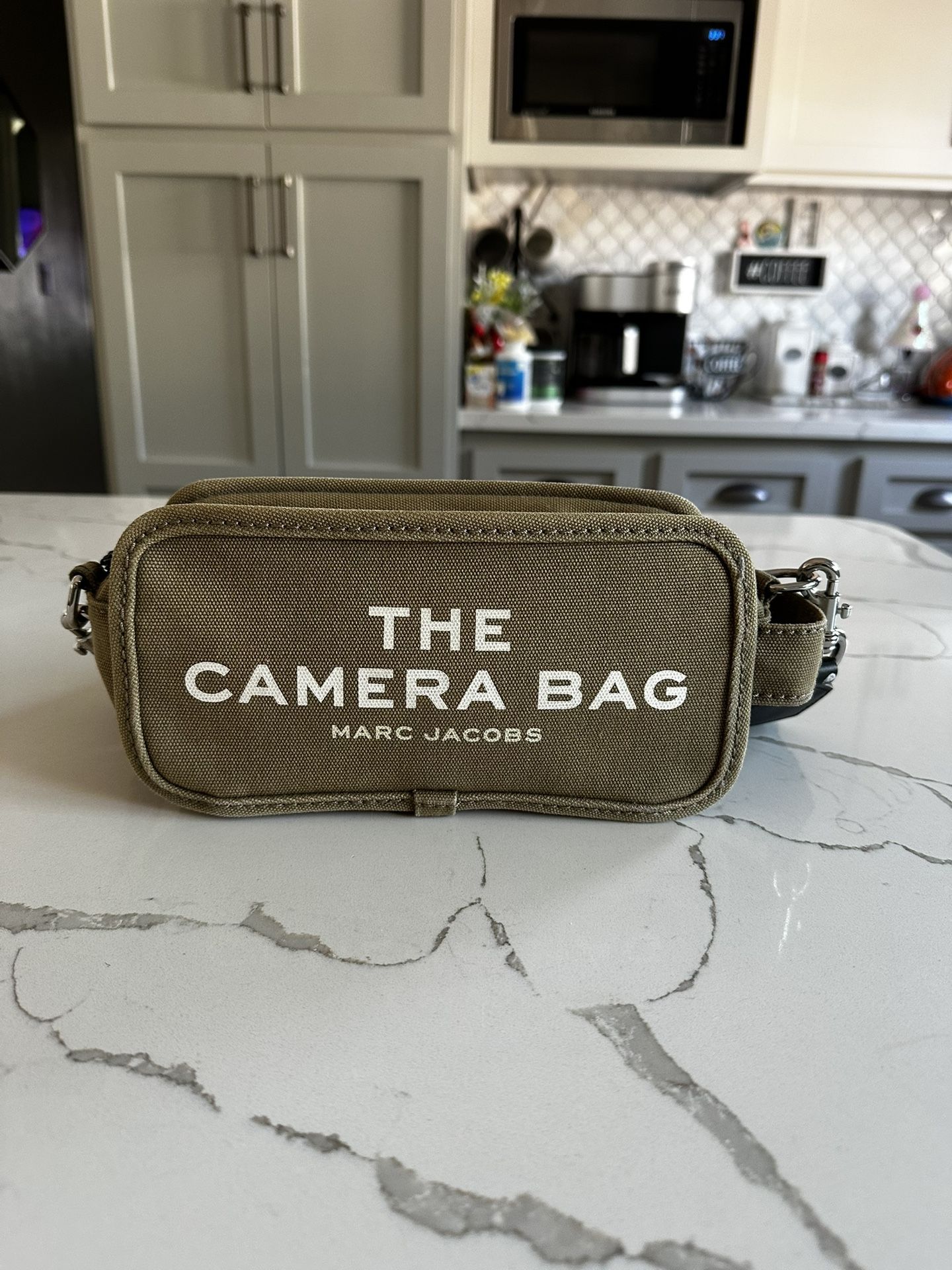 marc jacobs camera bag 