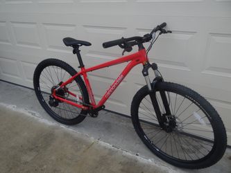NEW CANNONDALE TRAIL 5 size MEDIUM