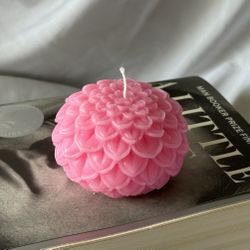 Flower Ball Candle | Chrysanthemum Soy Wax Candle | Floral Aesthetic Decor | Handmade Gift for Her