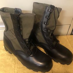 Military Jungle Boots ---Please read