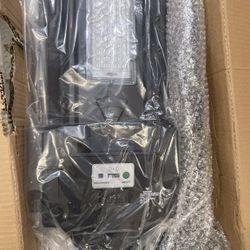 Solar outdoor lights, 2 Different ones available, New