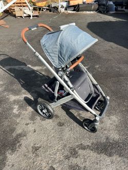 Uppababy stroller and bassinet