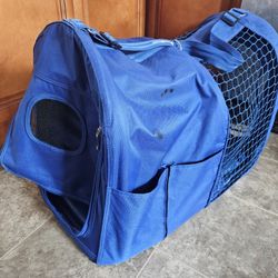 Soft Sided Small / Medium Pet House / Carrier