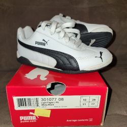 Kids Puma Light Flight PS Size 11 (3-4 Y)Leather White Black Shoe