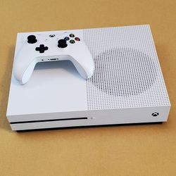 Xbox One S 1tb Console, Power Cord, Controller
