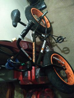 Mongoose Menace Adult Size