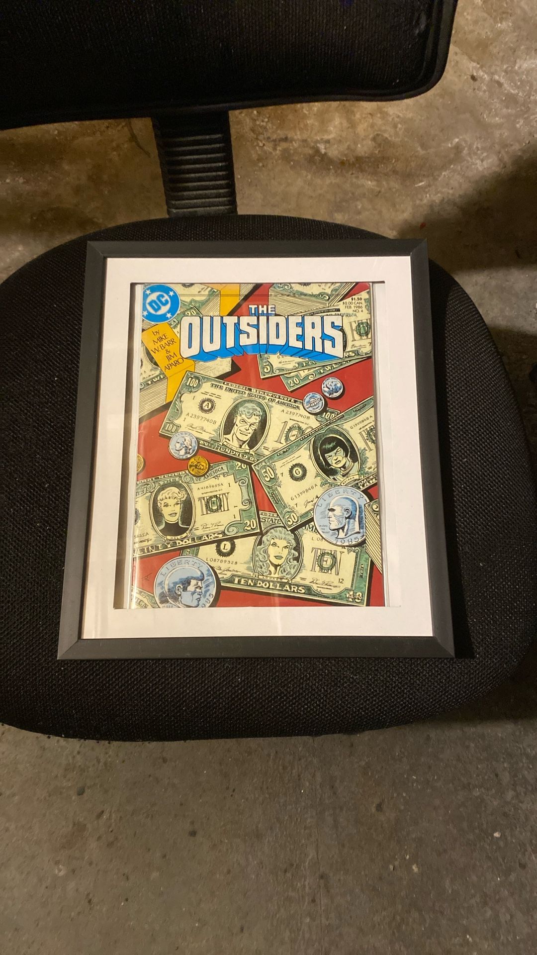 Comic Frame The Outsiders Issue 4 