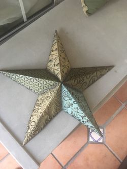 Decorative hanging star