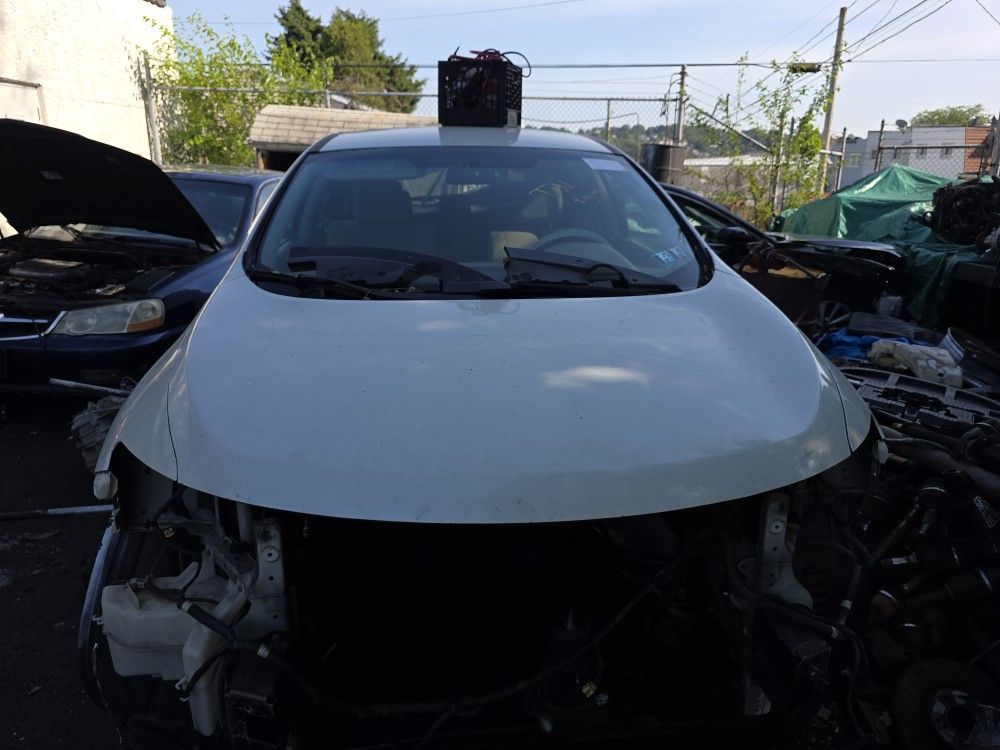 2009 Nissan Murano PARTS. NO ENGINE OR TRANSMISSION