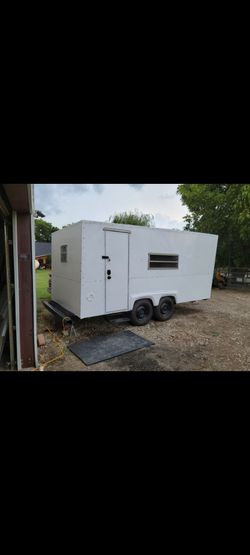 Camper