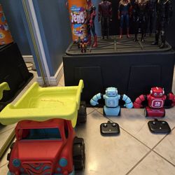 Assorted Toys 