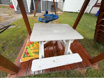 Kids picnic table