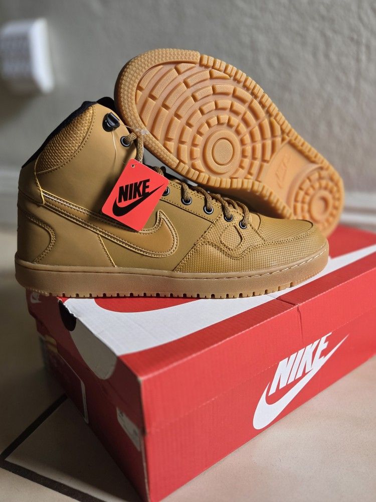 New Nike Mid Shoes