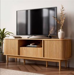 Brand New In Box Amazon Maisonaria Fluted TV Stand