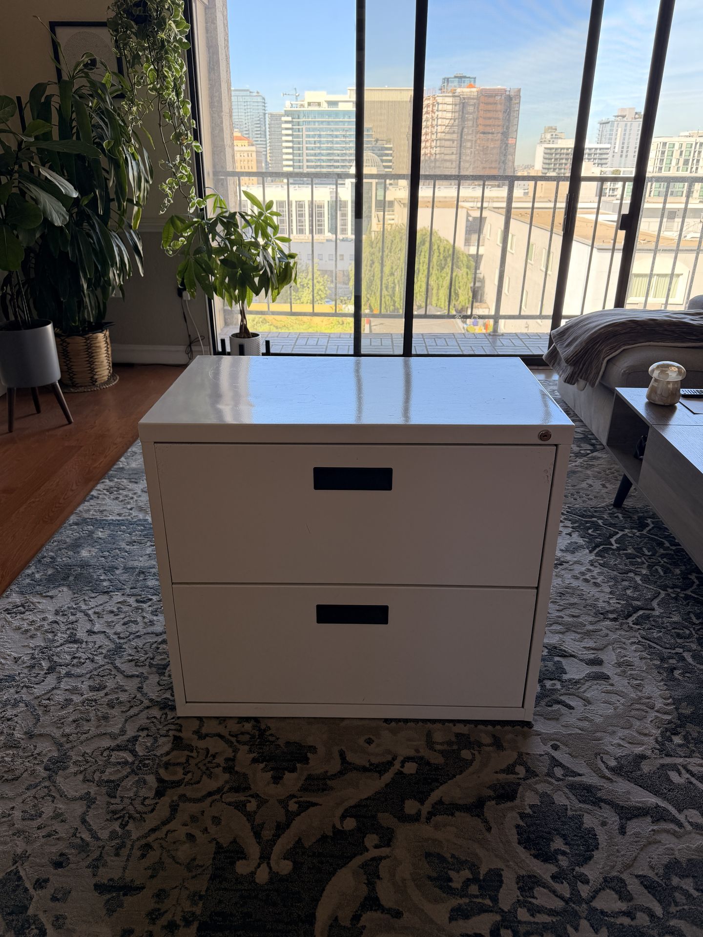 White 2 Drawer File Cabinet
