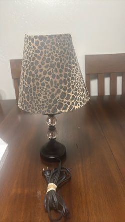 cheetah lamp works great