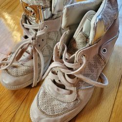 MK Wedge Heel Sneaker Shoes Size 9
