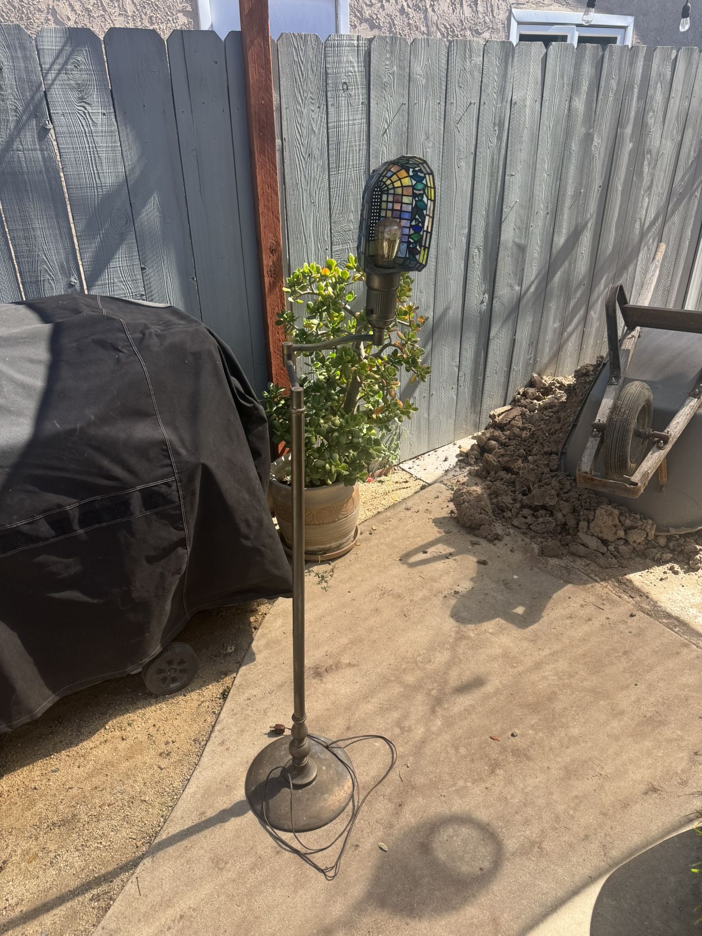 Cool Old Bronze Floor Lamp (vintage)