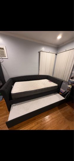 Day bed