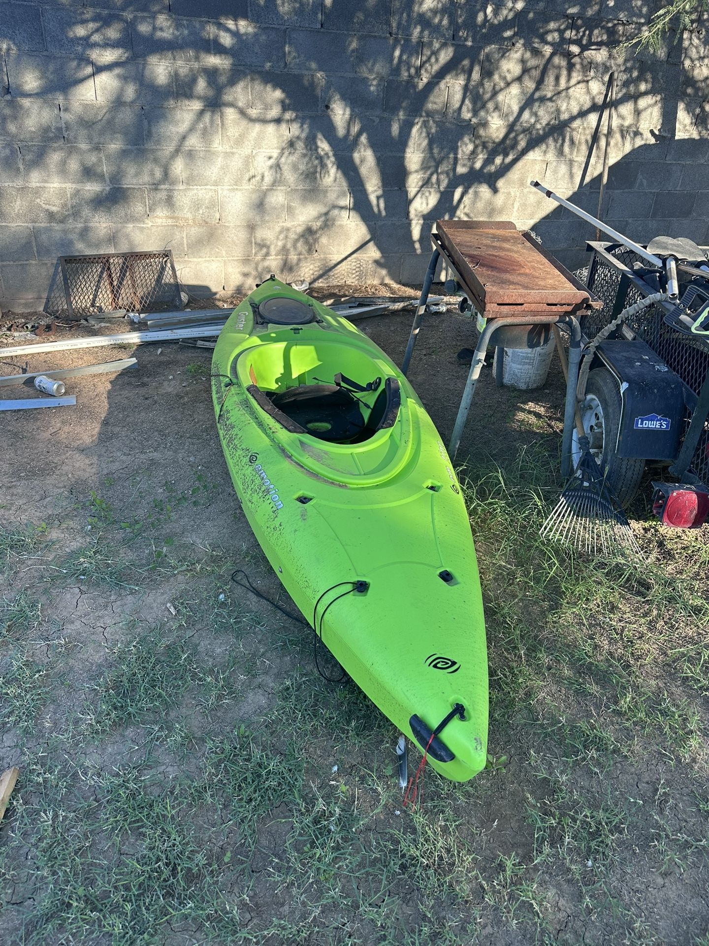 Perception Sport Kayak – Excellent Condition (No Paddle)