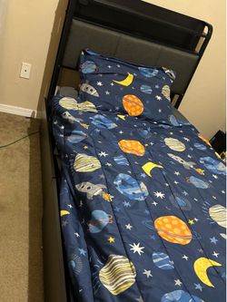 Twin bed