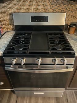 GE Stainless Steel 30” Gas Burner/ Griddle