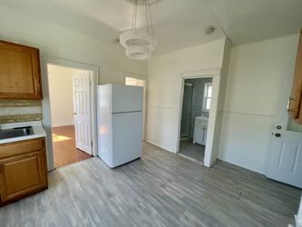 Home For Sale In Fairlawn New Jersey Includes Two Separate Apartments 2Separate Utilities