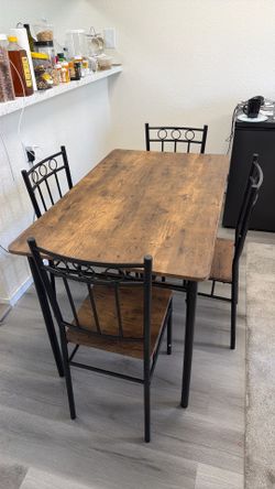 Dinning table