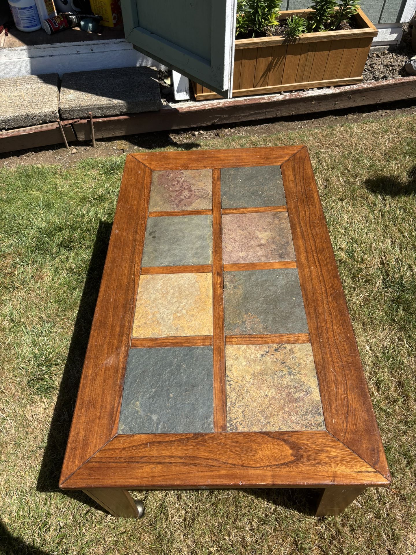 Coffee Table With 2 Matching Side Tables