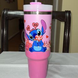 NWT Valentines Day 40 oz Tumbler